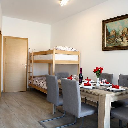Charming San Simon Beach Apartment Jn Izola Extérieur photo