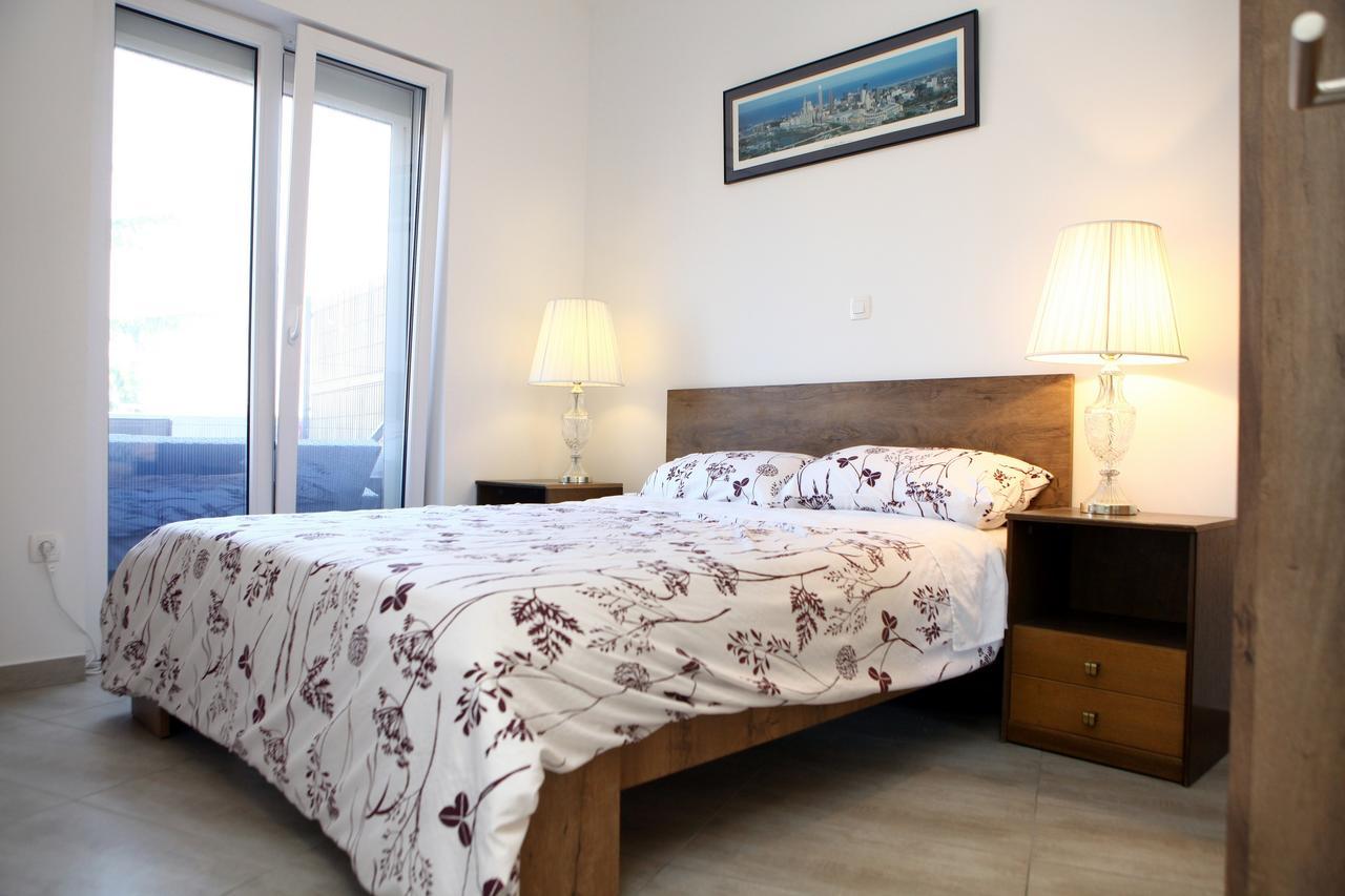 Charming San Simon Beach Apartment Jn Izola Extérieur photo